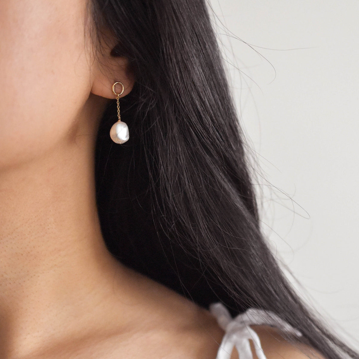 kindababy☆2 way swa pearl 'drop' earring 2 way swa pearl `drop` earring - kindababy
