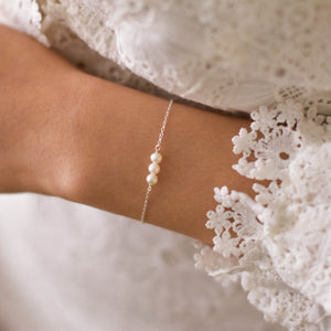 Pearl Bar Bracelet - pretty bracelets, elegant bracelets, silver pearl bracelet, gold pearl bracelet, sterling silver bracelet |GFB00006