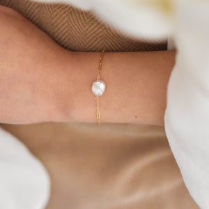 Freshwater Pearl Bracelet - Pearl Bracelet, Single Pearl Bracelet, Gold Pearl Bracelet, Gold Filled Pearl Bracelet, Small Bracelet |GFB00011