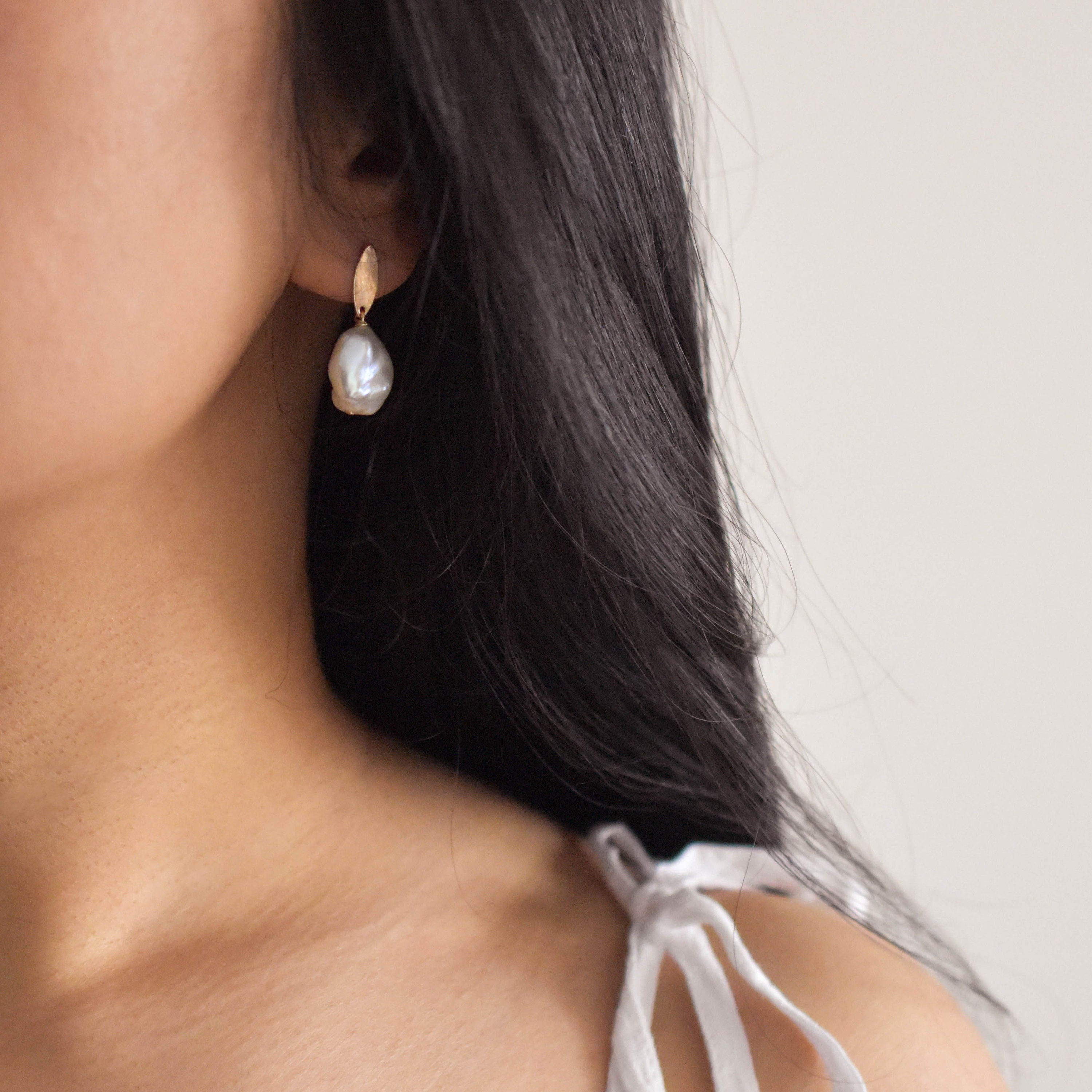 Baroque Pearl Earrings - Real Pearl Earrings, Freshwater Pearl Earrings, Bridal earrings, Dressy Earrings, Evening Earrings |GFE00050