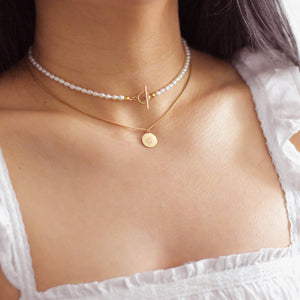 Pearl Choker - Pearl Choker Necklace, Pearl Chain necklace, Short Pearl Necklace, gold pearl choker, pearl toggle necklace |GFN00071