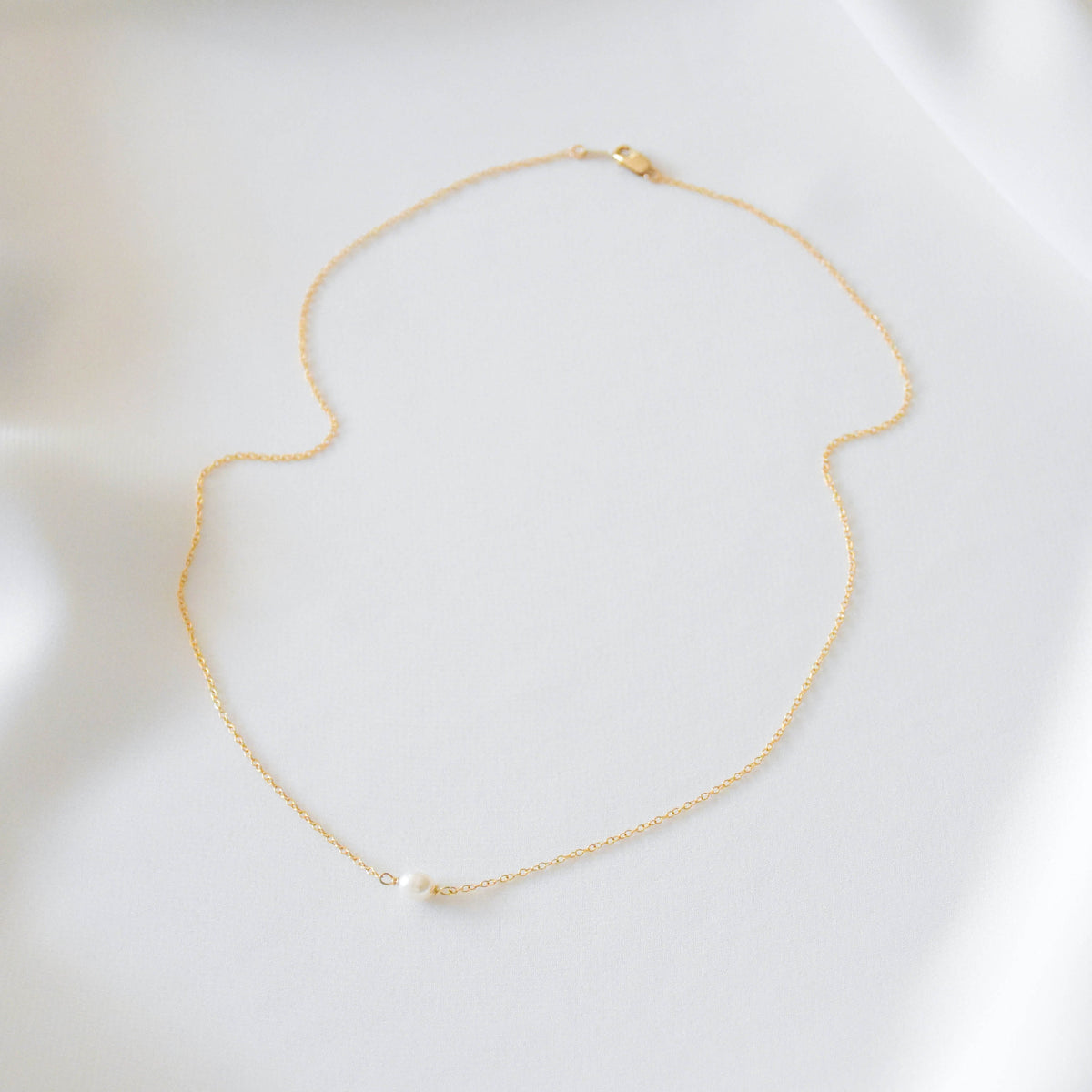 ☆TATIANA☆ Petite oval pearl necklaceNZ1099 Small Oval Pearl Necklace – Vedern