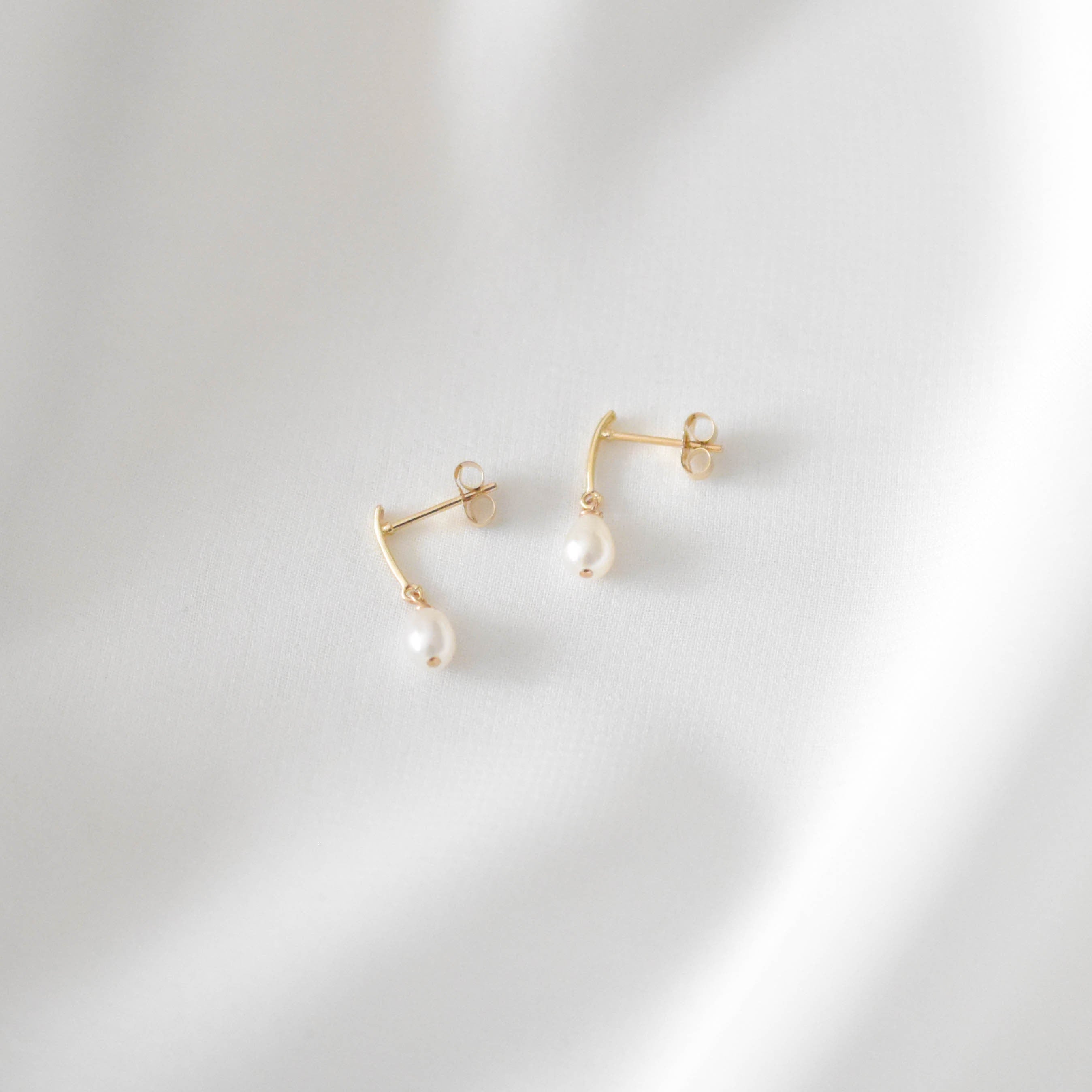 14K SOLID Gold Mini Oval Pearl Earrings